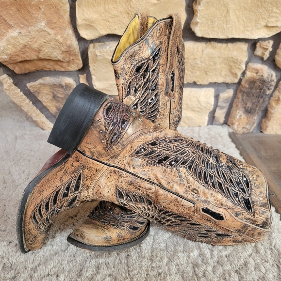 Corral Boots Shoes - Rustic Tan Leather Cowboy Boots